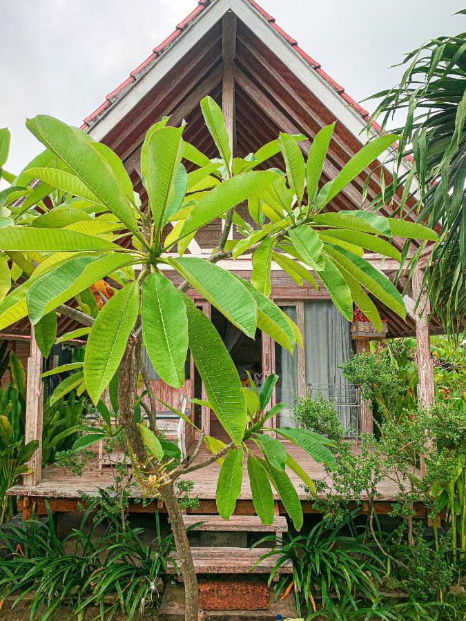 Danys House @Tikibar & More Lembongan Exterior foto